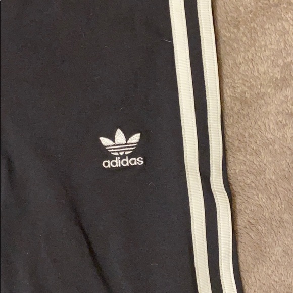 Adidas biker shorts - Picture 3 of 3